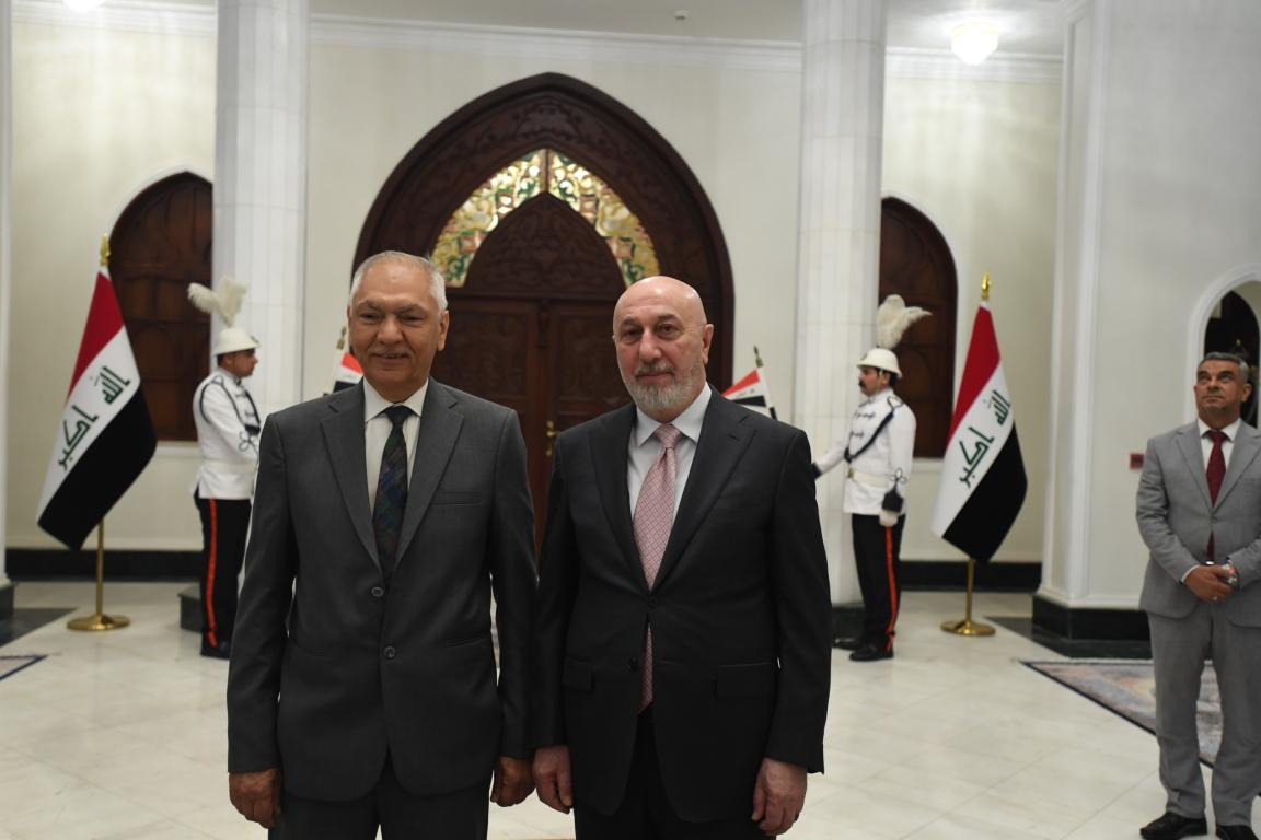 لقاء عمداء كليات الاداب في الجامعات العراقية